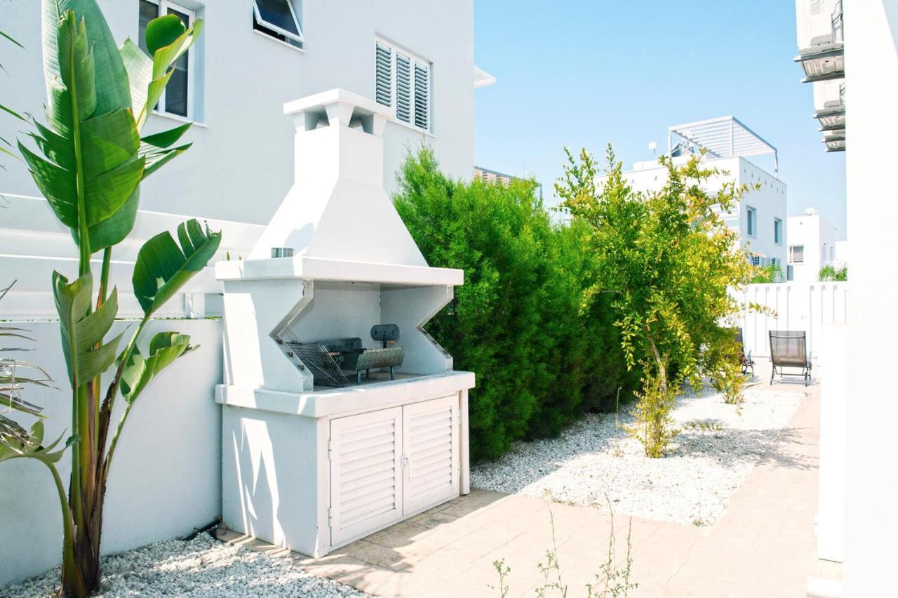 Nissini Nero, 3 Bedroom Villa With Private Pool, 5 Min To The Beach Ayia Napa Bagian luar foto